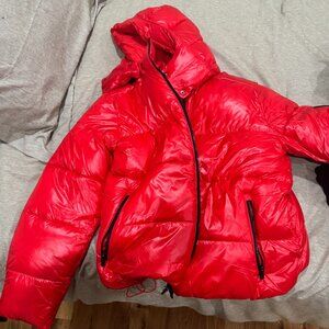 Red Athleta Stratus Puffer Jacket, Size M